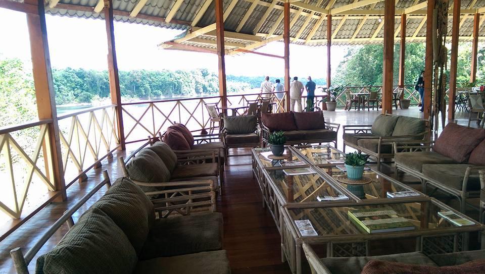 Iwokrama River Lodge Makari Ngoại thất bức ảnh