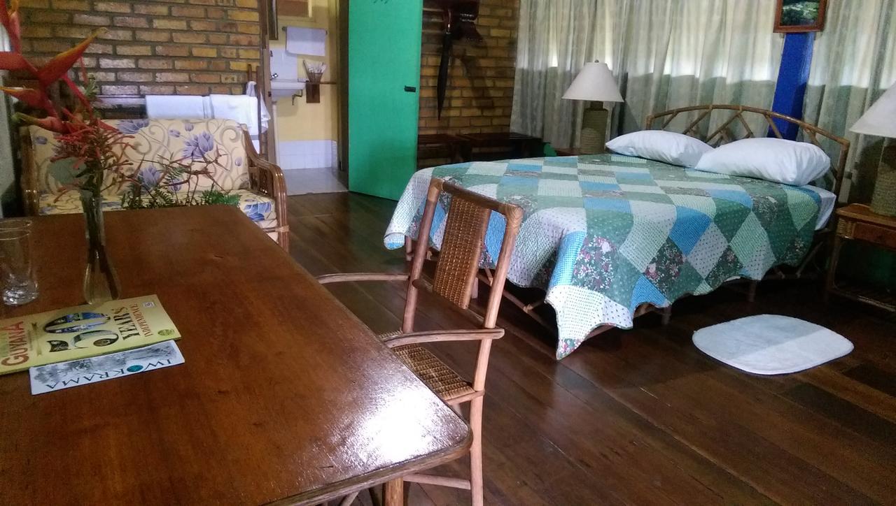 Iwokrama River Lodge Makari Ngoại thất bức ảnh