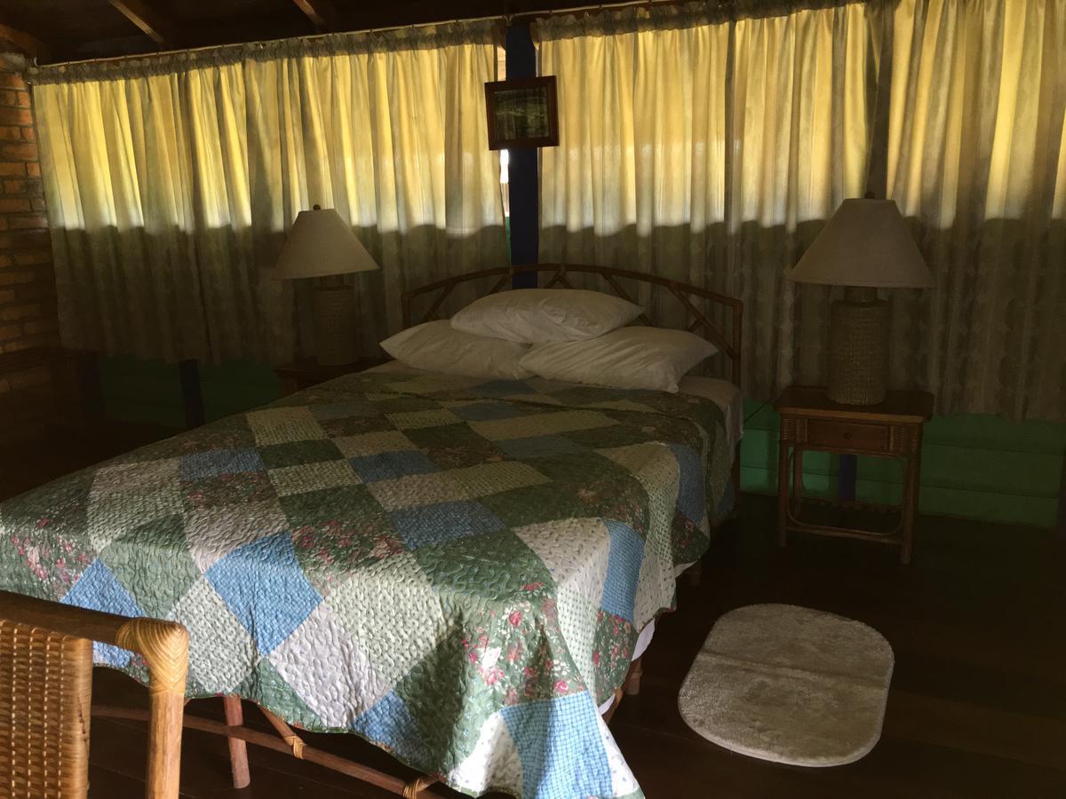 Iwokrama River Lodge Makari Ngoại thất bức ảnh